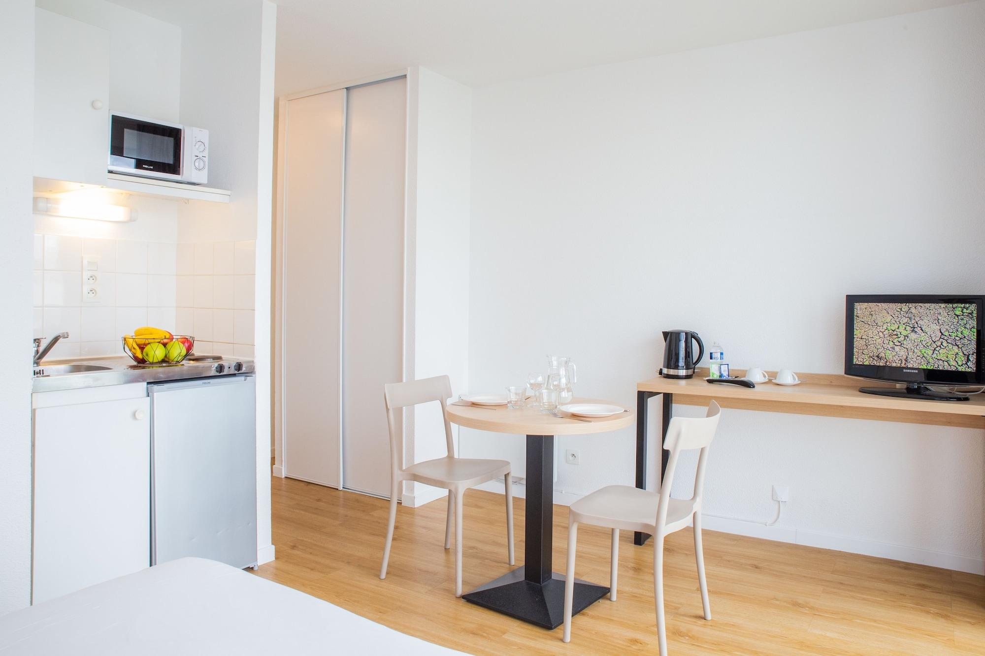 Comfort Aparthotel Le Mans Luaran gambar